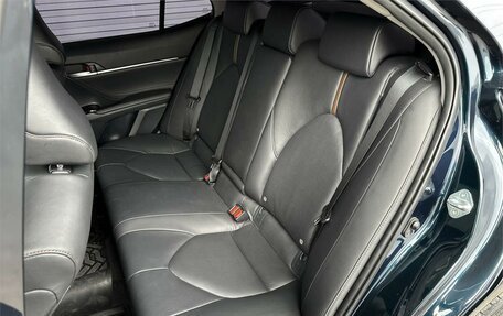 Toyota Camry, 2018 год, 2 795 000 рублей, 11 фотография
