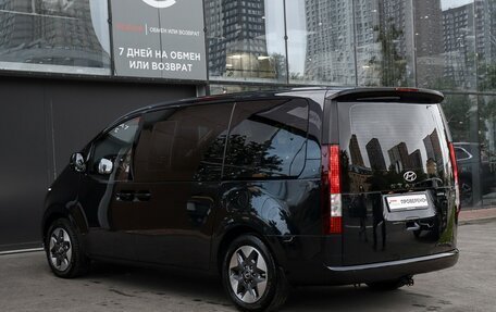 Hyundai Staria, 2021 год, 5 000 000 рублей, 7 фотография