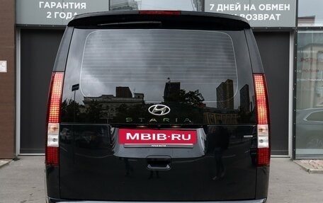 Hyundai Staria, 2021 год, 5 000 000 рублей, 6 фотография