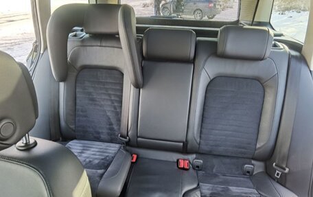 Volkswagen Passat B8 рестайлинг, 2018 год, 2 200 000 рублей, 8 фотография
