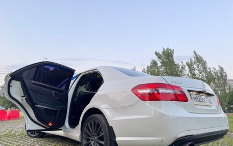 Mercedes-Benz E-Класс, 2012 год, 1 500 000 рублей, 3 фотография