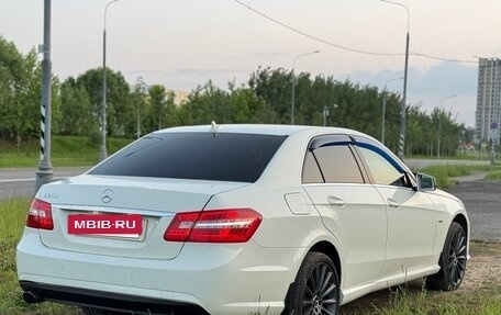Mercedes-Benz E-Класс, 2012 год, 1 500 000 рублей, 14 фотография