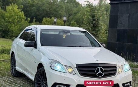 Mercedes-Benz E-Класс, 2012 год, 1 500 000 рублей, 15 фотография