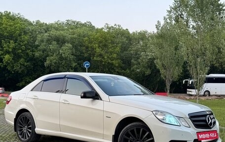 Mercedes-Benz E-Класс, 2012 год, 1 500 000 рублей, 13 фотография