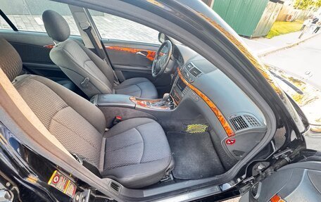 Mercedes-Benz E-Класс, 2005 год, 980 000 рублей, 6 фотография