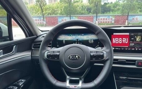 KIA K5, 2022 год, 2 170 000 рублей, 9 фотография