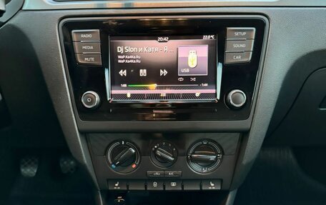 Skoda Rapid I, 2018 год, 1 060 000 рублей, 9 фотография