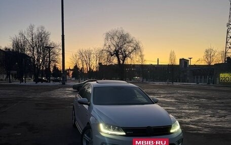 Volkswagen Jetta VI, 2017 год, 1 800 000 рублей, 6 фотография