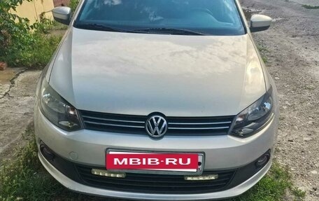 Volkswagen Polo VI (EU Market), 2012 год, 915 000 рублей, 17 фотография