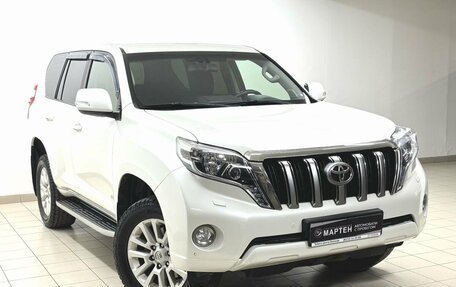 Toyota Land Cruiser Prado 150 рестайлинг 2, 2015 год, 3 065 000 рублей, 3 фотография