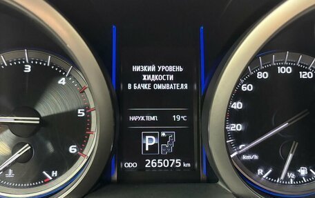 Toyota Land Cruiser Prado 150 рестайлинг 2, 2015 год, 3 065 000 рублей, 19 фотография