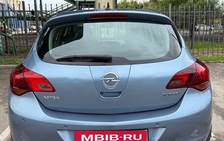 Opel Astra J, 2010 год, 650 000 рублей, 6 фотография