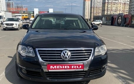 Volkswagen Passat B6, 2006 год, 700 000 рублей, 4 фотография