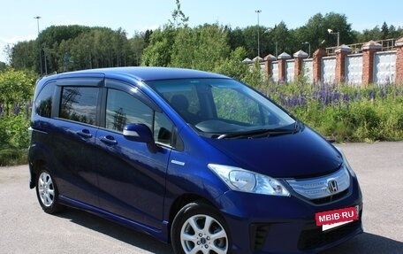 Honda Freed I, 2012 год, 1 115 000 рублей, 16 фотография