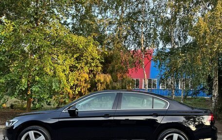 Volkswagen Passat B8 рестайлинг, 2017 год, 2 400 000 рублей, 3 фотография