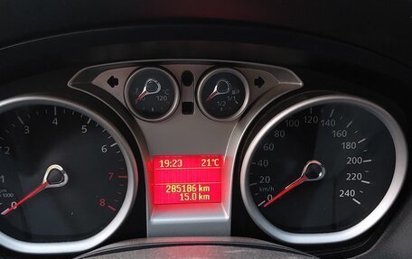 Ford Focus II рестайлинг, 2010 год, 550 000 рублей, 4 фотография
