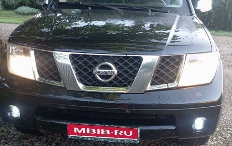 Nissan Navara (Frontier), 2008 год, 1 350 000 рублей, 1 фотография