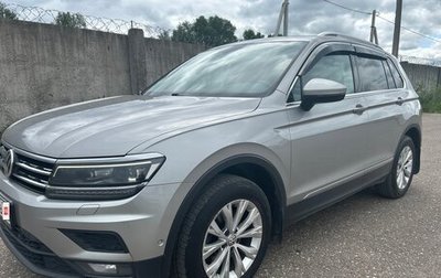 Volkswagen Tiguan II, 2017 год, 2 400 000 рублей, 1 фотография