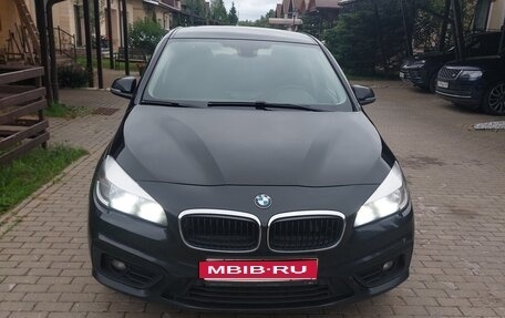 BMW 2 серия Active Tourer F45, 2017 год, 1 216 000 рублей, 1 фотография
