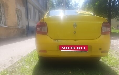 Renault Logan II, 2017 год, 465 000 рублей, 5 фотография