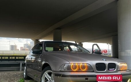 BMW 5 серия, 1998 год, 600 000 рублей, 6 фотография