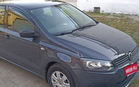 Volkswagen Polo VI (EU Market), 2011 год, 870 000 рублей, 3 фотография