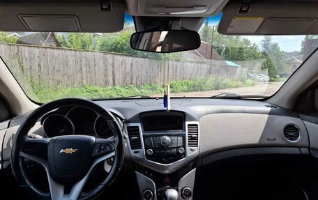 Chevrolet Cruze II, 2011 год, 750 000 рублей, 14 фотография
