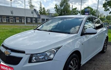 Chevrolet Cruze II, 2011 год, 750 000 рублей, 9 фотография