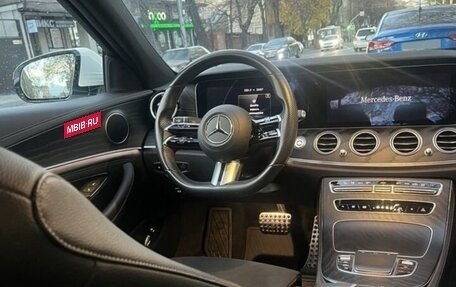Mercedes-Benz E-Класс, 2021 год, 5 100 000 рублей, 3 фотография