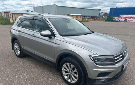 Volkswagen Tiguan II, 2017 год, 2 400 000 рублей, 5 фотография