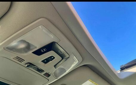 Toyota Sienna III, 2019 год, 2 700 000 рублей, 11 фотография
