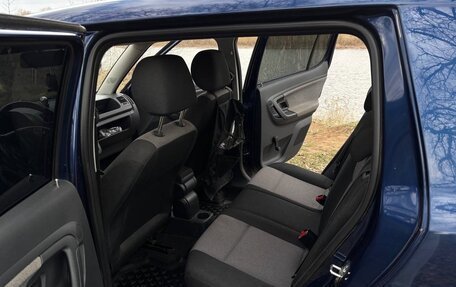 Skoda Fabia II, 2010 год, 400 000 рублей, 13 фотография