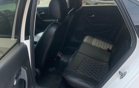 Volkswagen Polo VI (EU Market), 2012 год, 700 000 рублей, 6 фотография