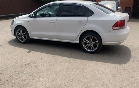 Volkswagen Polo VI (EU Market), 2012 год, 700 000 рублей, 3 фотография