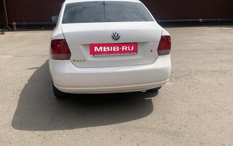 Volkswagen Polo VI (EU Market), 2012 год, 700 000 рублей, 4 фотография