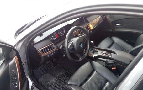 BMW 5 серия, 2006 год, 950 000 рублей, 3 фотография