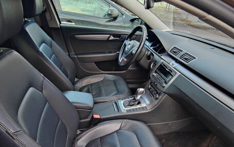 Volkswagen Passat B7, 2011 год, 1 050 000 рублей, 6 фотография