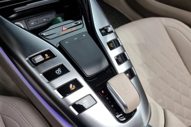 Mercedes-Benz AMG GT I рестайлинг, 2021 год, 9 620 000 рублей, 7 фотография