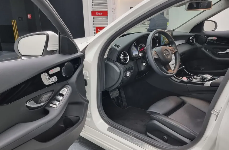 Mercedes-Benz C-Класс W205, 2016 год, 3 190 000 рублей, 9 фотография