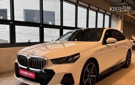 BMW 5 серия, 2024 год, 6 941 100 рублей, 1 фотография