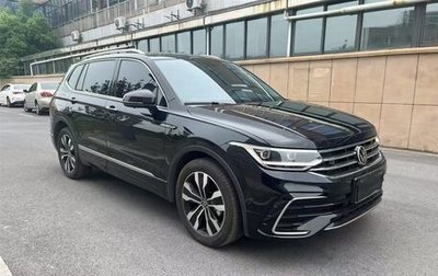 Volkswagen Tiguan II, 2022 год, 2 345 998 рублей, 1 фотография