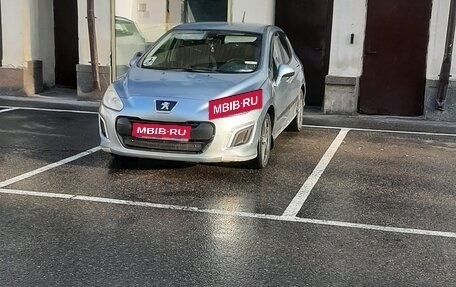 Peugeot 308 II, 2012 год, 465 000 рублей, 1 фотография
