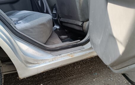 Nissan Sunny B15, 1998 год, 280 000 рублей, 3 фотография