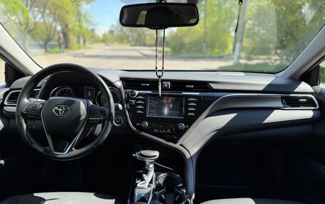 Toyota Camry, 2020 год, 2 190 000 рублей, 5 фотография