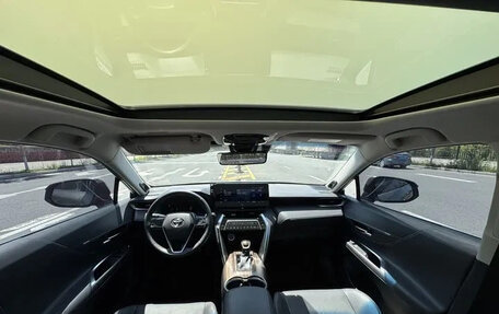 Toyota Harrier, 2022 год, 2 690 000 рублей, 10 фотография
