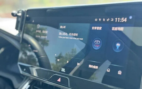 Toyota Harrier, 2022 год, 2 690 000 рублей, 12 фотография