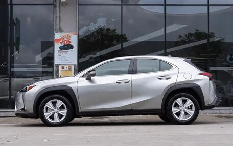 Lexus UX I, 2024 год, 4 450 000 рублей, 3 фотография