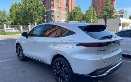 Toyota Venza, 2022 год, 3 200 000 рублей, 6 фотография