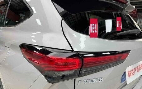 Toyota Highlander, 2022 год, 4 197 400 рублей, 5 фотография