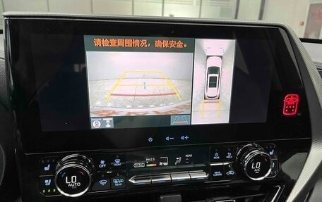 Toyota Highlander, 2022 год, 4 197 400 рублей, 13 фотография